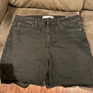 Denver Hayes Black Jean Shorts